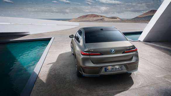 FENNTARTHATÓSÁG A BMW i7 ESETÉBEN.